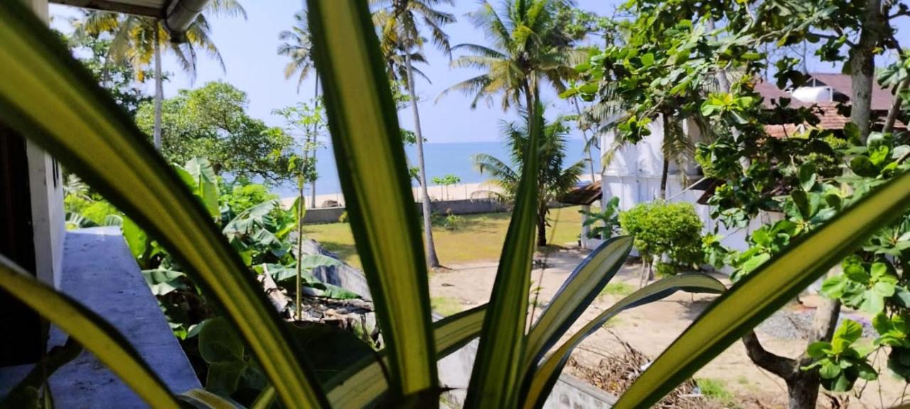 Marari Sibiya Beach Villa Mararikulam Esterno foto