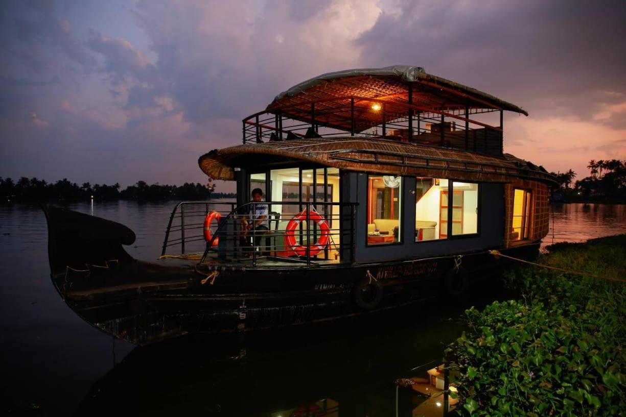 Marari Sibiya Beach Villa Mararikulam Esterno foto